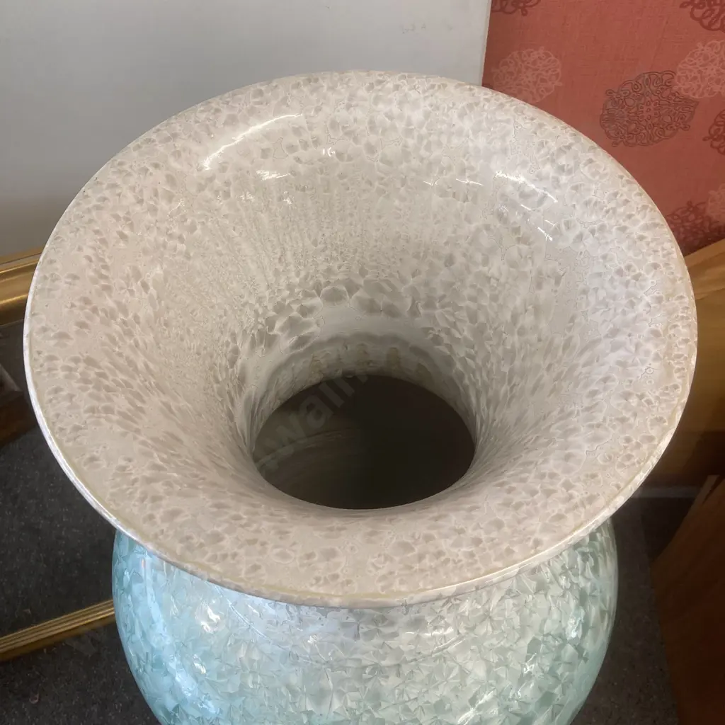 Large Chinese Porcelain Vase With Footed Wooden Stand, H117cm Image 1++