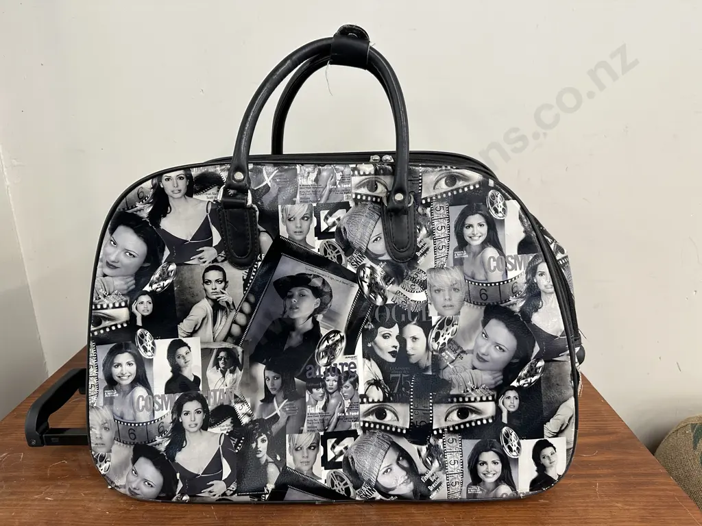 Art Deco Style Travel Bag, Telescopic Handle & 2 Wheels, Vintage Condition H52 W54 D29 Image 1++