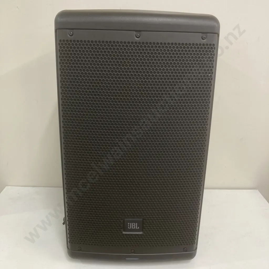 JBL EON 610 - 1000W Self Powered 10" Two Way Speaker / Monitor Image 1++