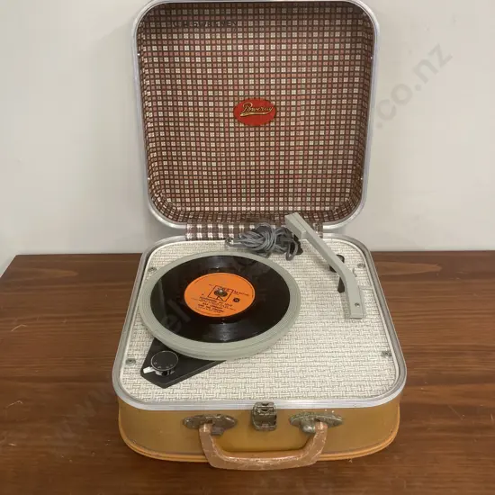 Vintage 1970's Poweray Electrical Record Player In Vinyl Case
