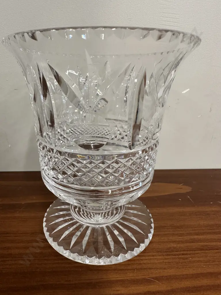 Vintage Footed Crystal Vase H15cm Image 1++