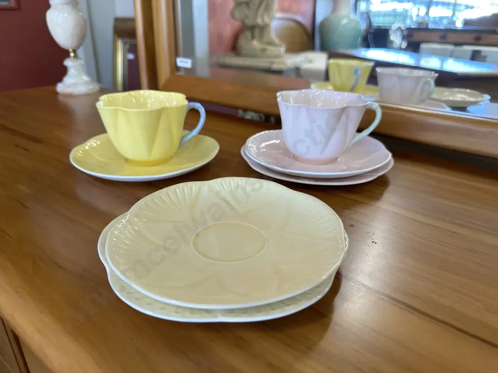 Shelley Trio, Duo, Saucer & Plate Image 1++
