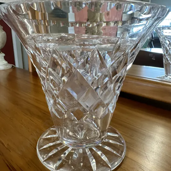 Vintage Footed Crystal Vase With Frog H15cm