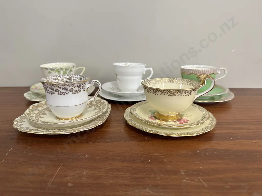 Selection Of Vintage Trios Including Aynsley, Queen Anne, Foley Etc  Image 1++