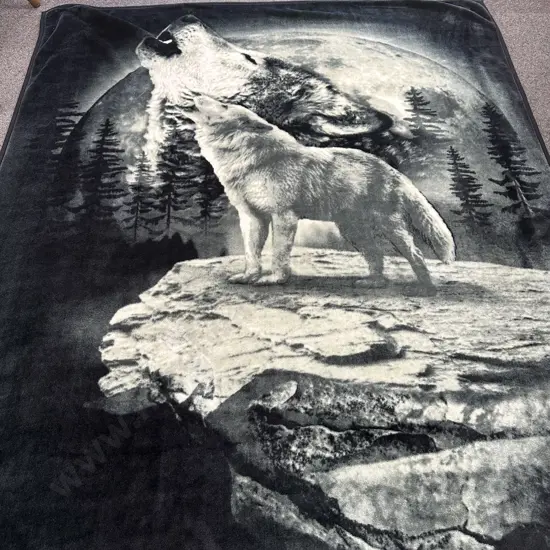 Black & Grey Wolf Blanket / Throw