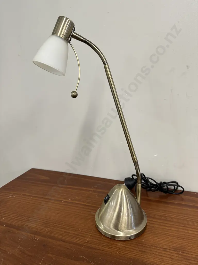 Austrabeam Table Lamp, Brass Colour Image 1++