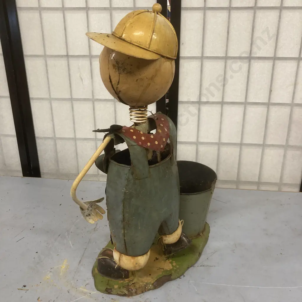 Vintage Steel Garden Ornament & Planter (As Found Condition) 52 x 34cm Image 1++