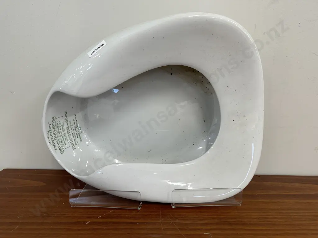 Collectable Grimwades Original Perfection Bed & Douche Pan Image 1++