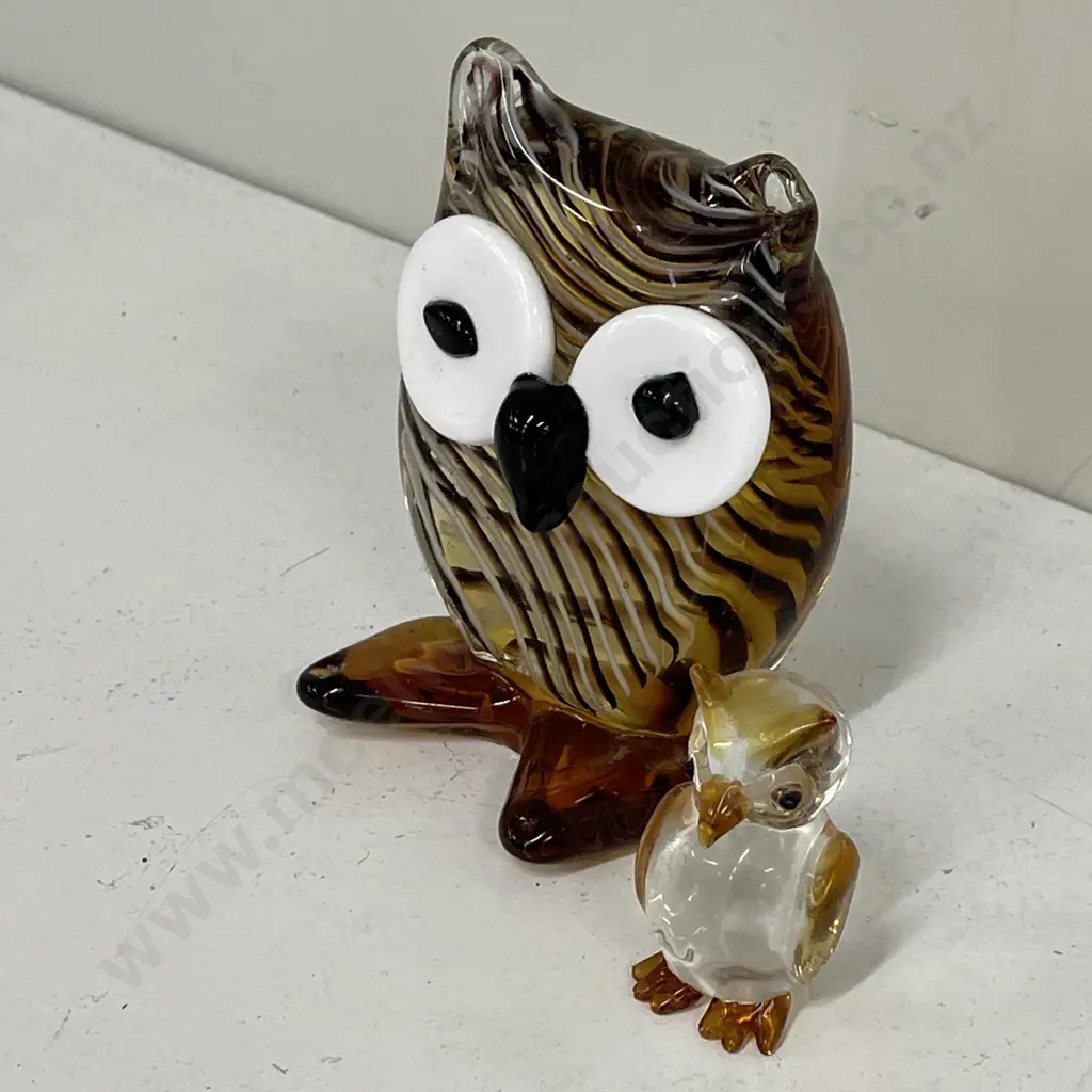 Two Art Glass Owls. H11cm and 5cm Image 1++