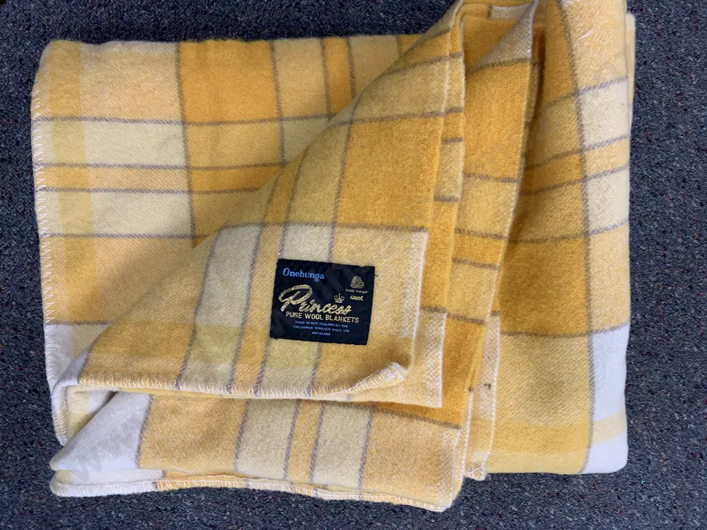 Onehunga Princess Single Woollen Blanket, Yellow & Cream Tones Image 1++
