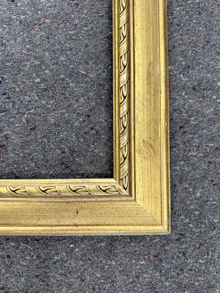 Rectangular Gilt Picture Frame 140cm x 78cm With Wooden Oval Frame Image 1++