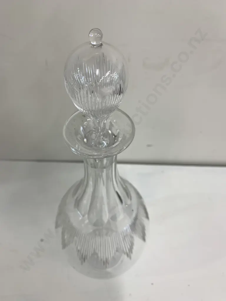 Vintage Decanter Image 1++