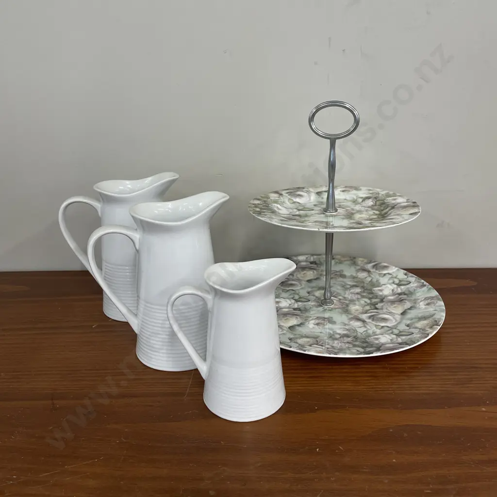 Maxwell Williams Misty Rose 2 tier Cake Stand with 3 ceramic white jugs Image 1++