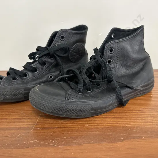Black Converse Boots Mens Size 6 Ladies Size 8 