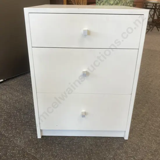 Painted White 3 Drawer Bedside Cabinet, H58 W42.5 D39.5cm