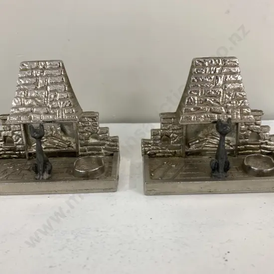 Decorative Pewter Effect Cat Book Ends