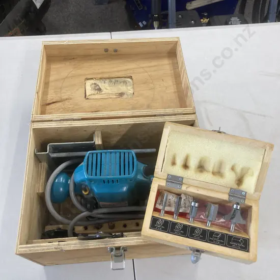 Makita 1000W Router In Wooden Case With Box of Router Bits