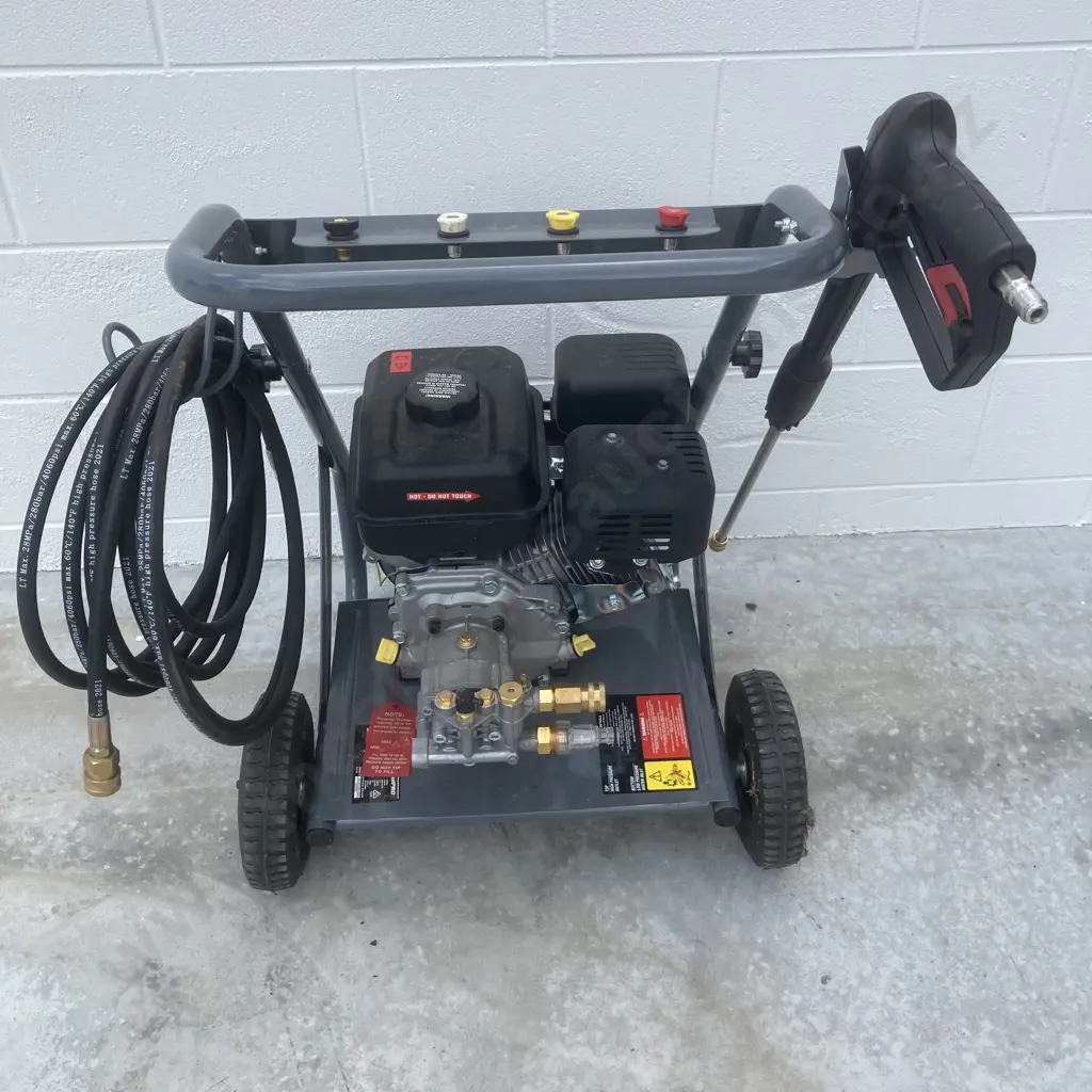 ToolPro 6.5Hp 2900Psi Petrol Pressure Washer Image 1++