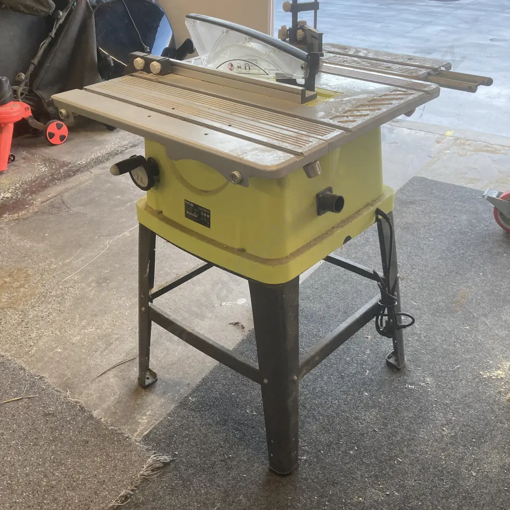 Ryobi Table Saw, 1500W, Model ETS1525SCRG Image 1++
