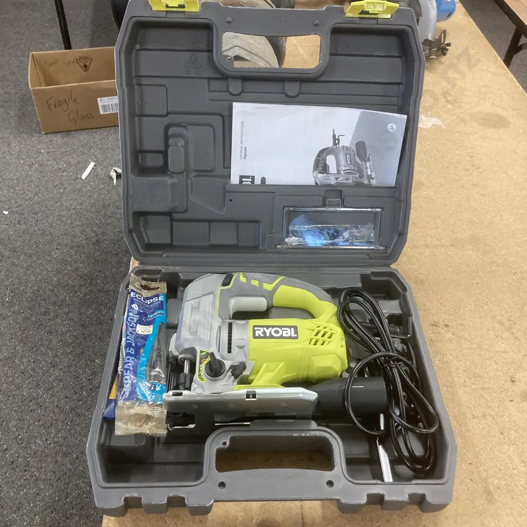 Ryobi Jigsaw In Case Image 1++