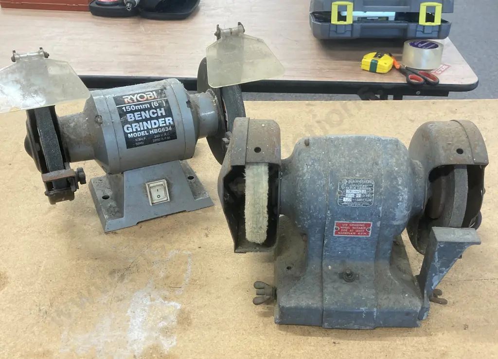 Black & Decker Standard Bench Grinder & Ryobi 6" Bench grinder Image 1++