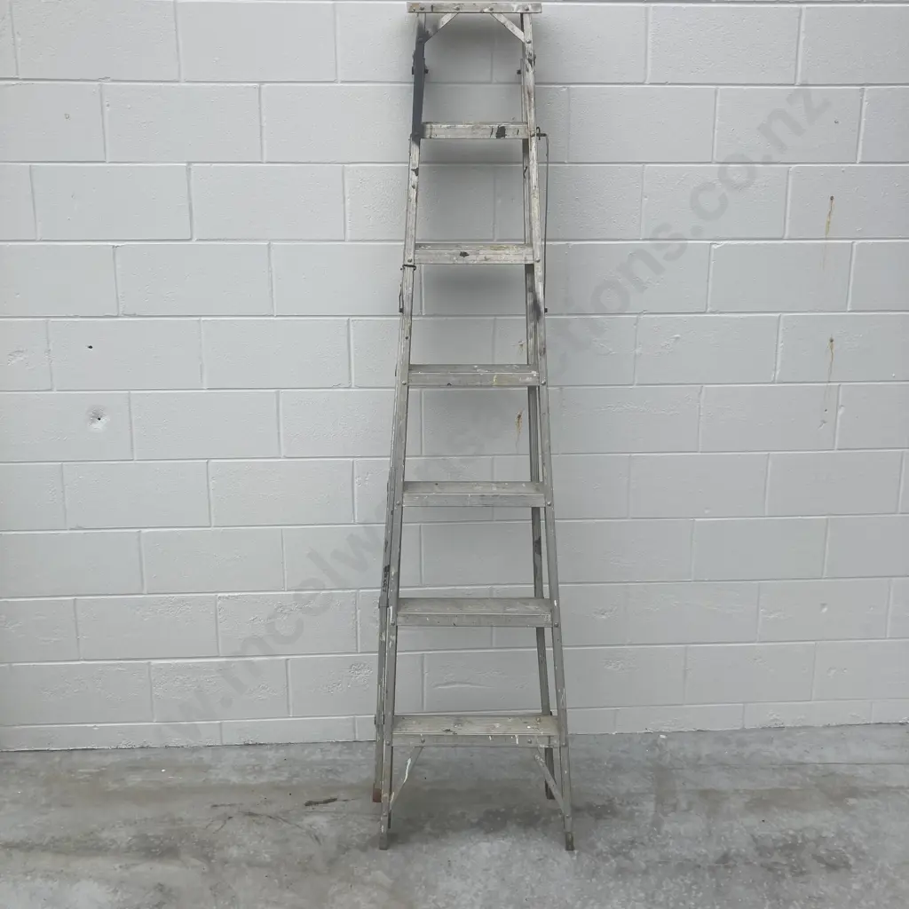 Aluminium Stepladder, 7 Step, 210cm Image 1++