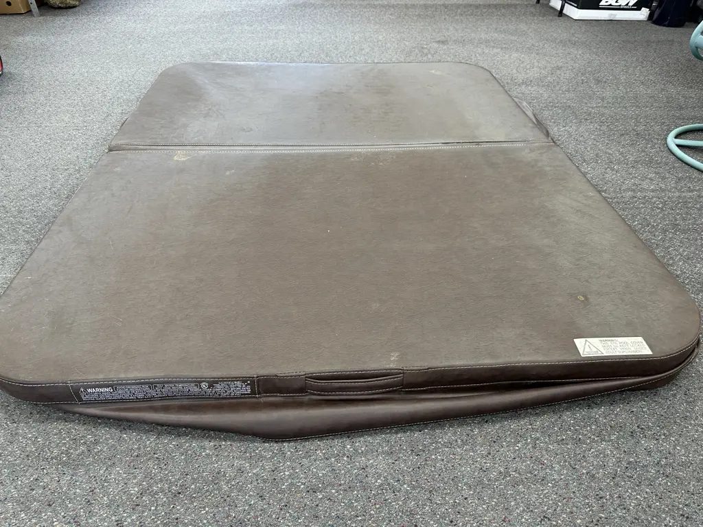 Spa Pool Cover, 160 x 200, Brown Image 1++