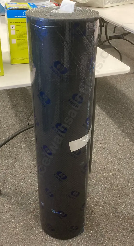 Roll of Xcellon Foam With Silver Foil & Adhesive Backed, 1000 x 5mm Image 1++