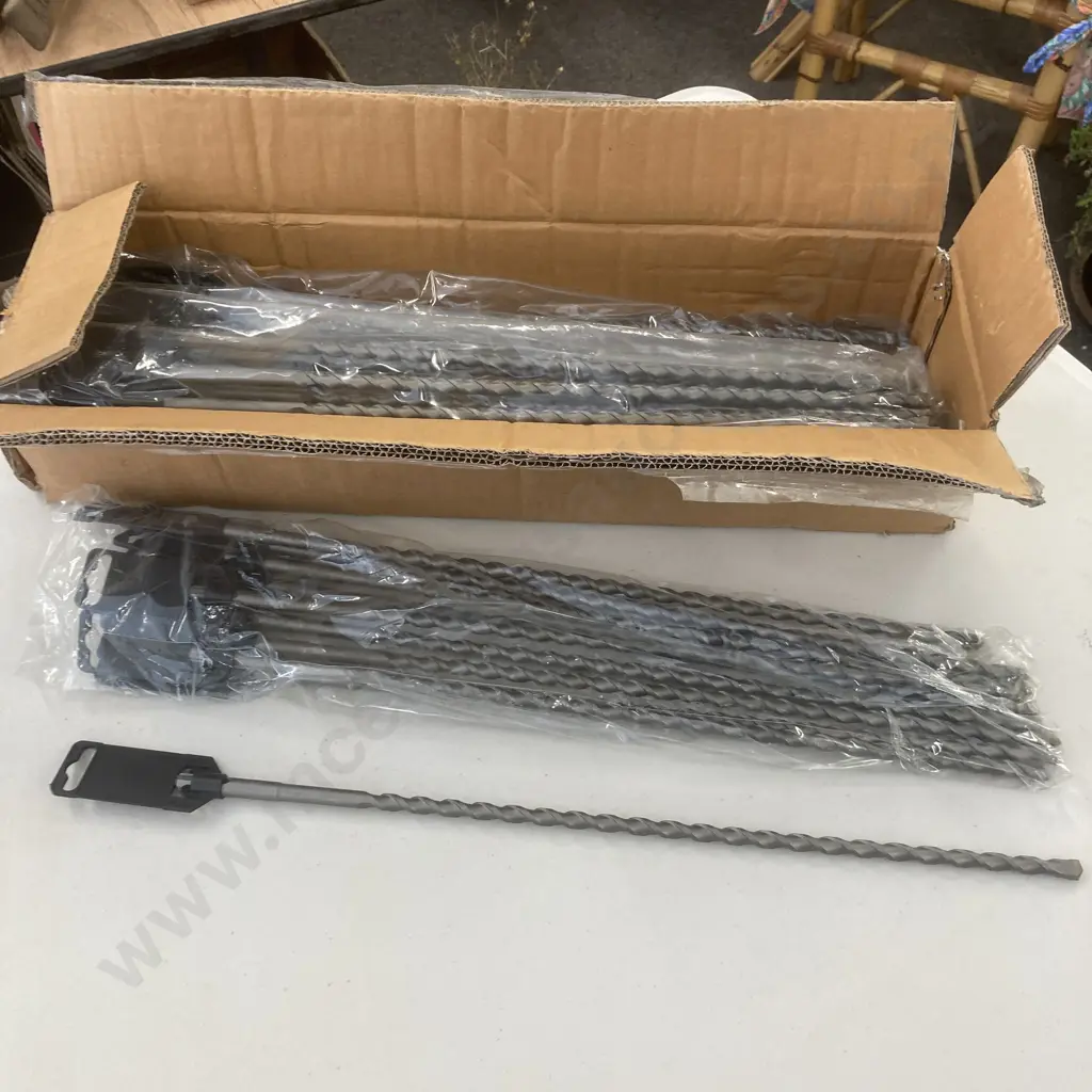 New SBS Plus Hammer Drill Bits 10 x 460mm, Box of 50 Image 1++