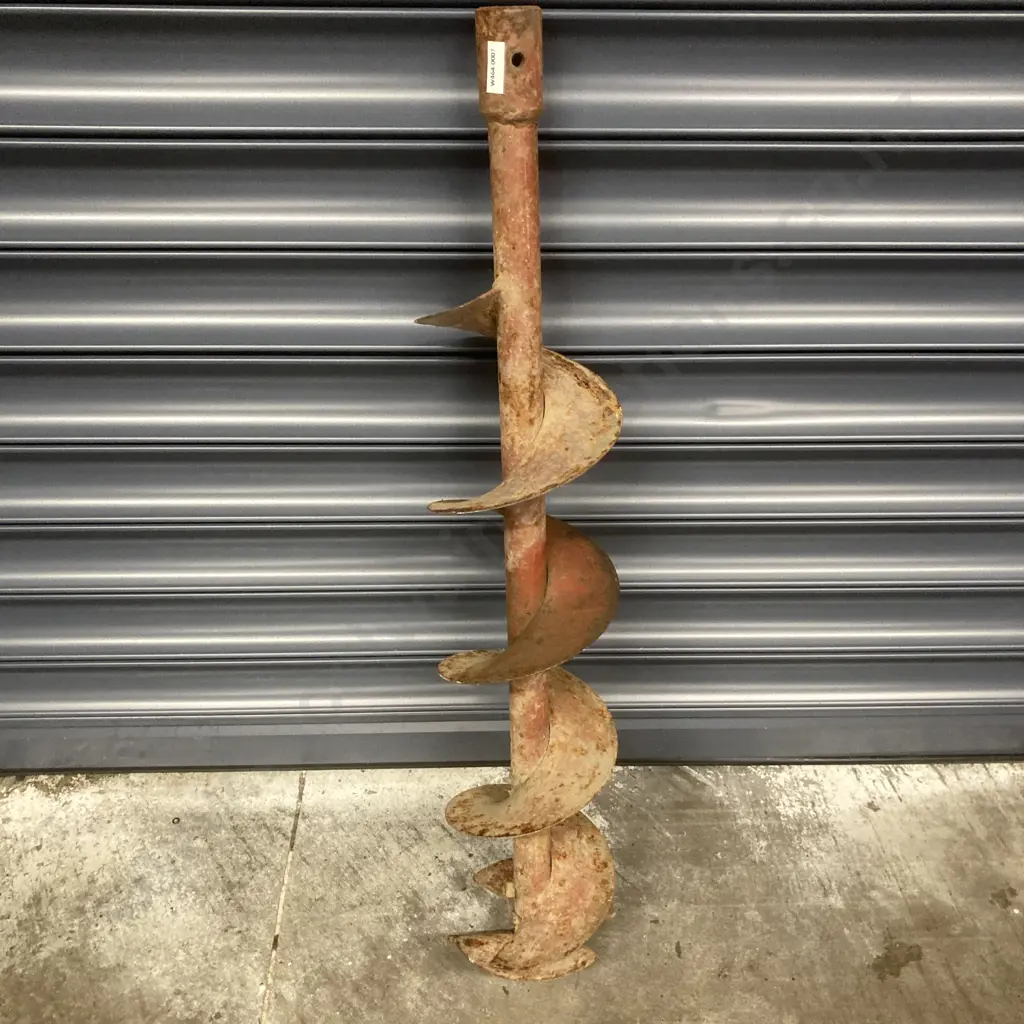 Post Hole Borer Auger, 84 x 15.5cm Image 1++