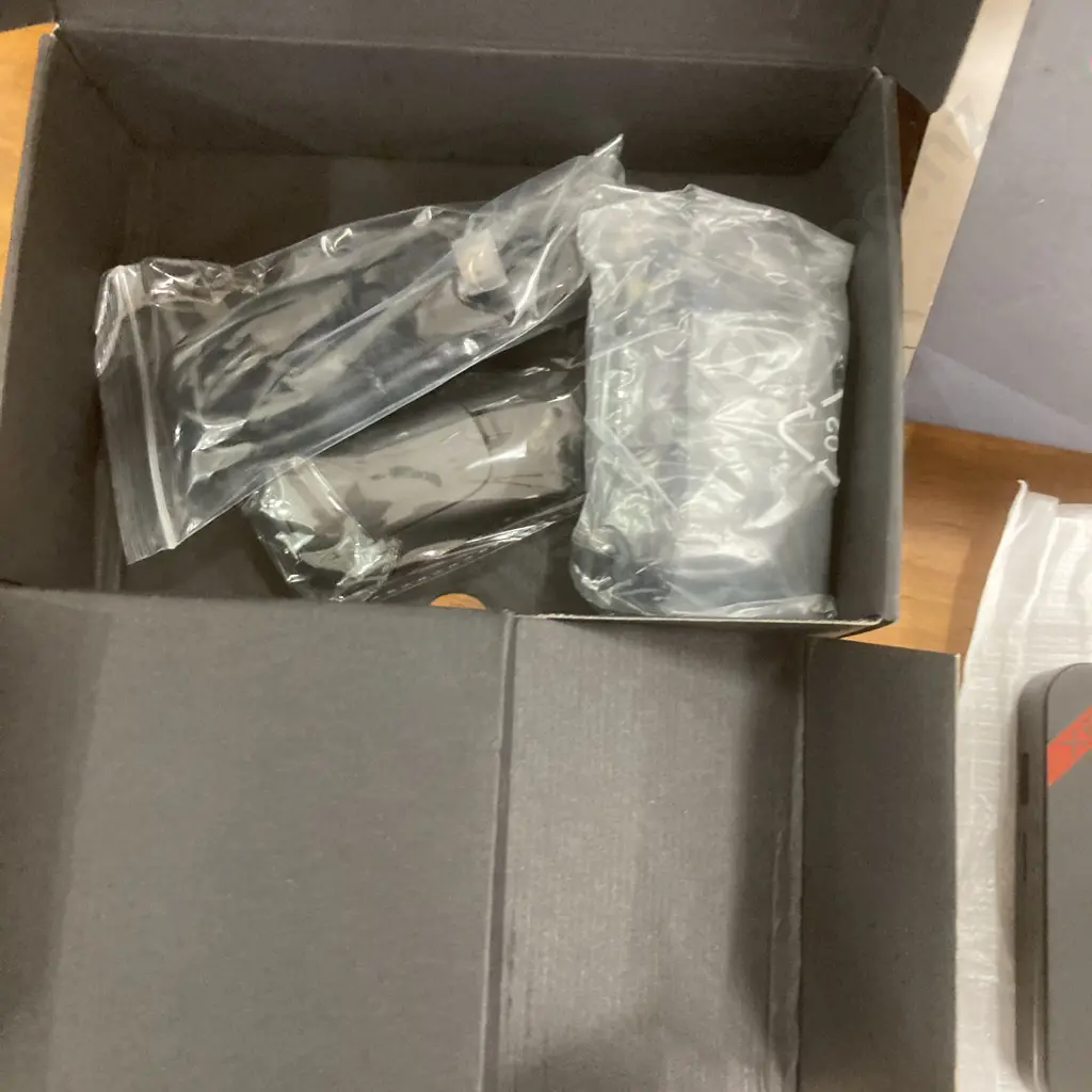 New Pendoo X8 PRO+ TV Box, 8x CPU Cortex-A53 GPU Mail-T820MP3, TT TV Box Image 1++
