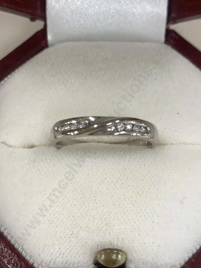 18ct White gold Diamond Wedding Band. Valuation $2000 Image 1++