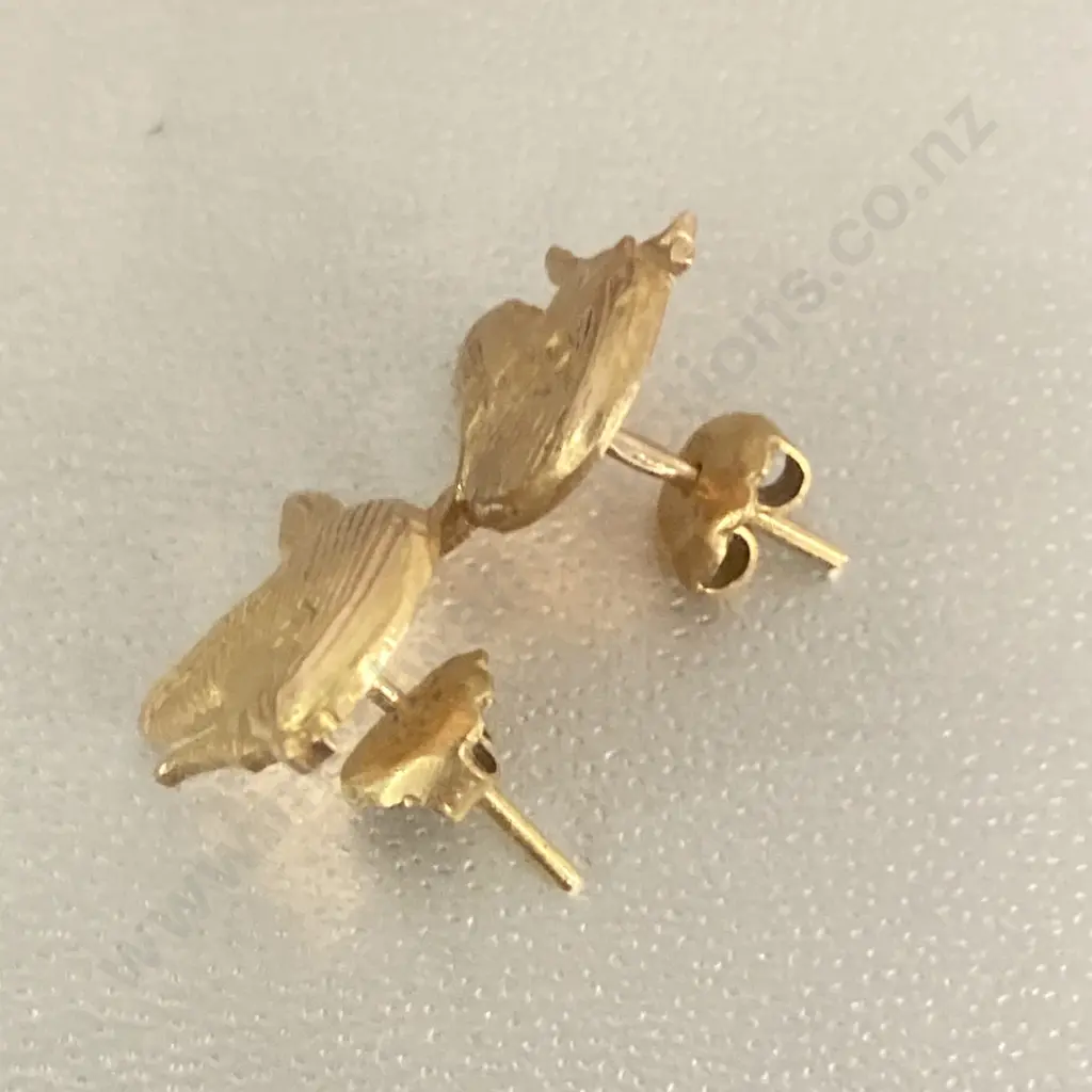 Pair of Egyptian Gold King Tutankhamun Profile Stud Earrings, Stamped With Egyptian Hallmarks Image 1++