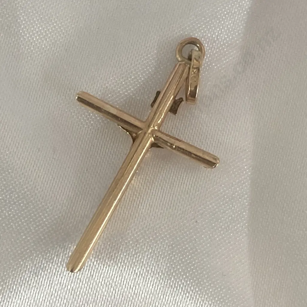 Rose Gold Crucifix Pendant Stamped 9K Image 1++