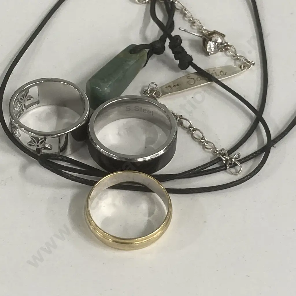 Assorted Jewellery, Gold Band Stamped 18K 750, Small Greenstone Pendant, Single Earring, Bracelet & 2 Band Type Rings Image 1++