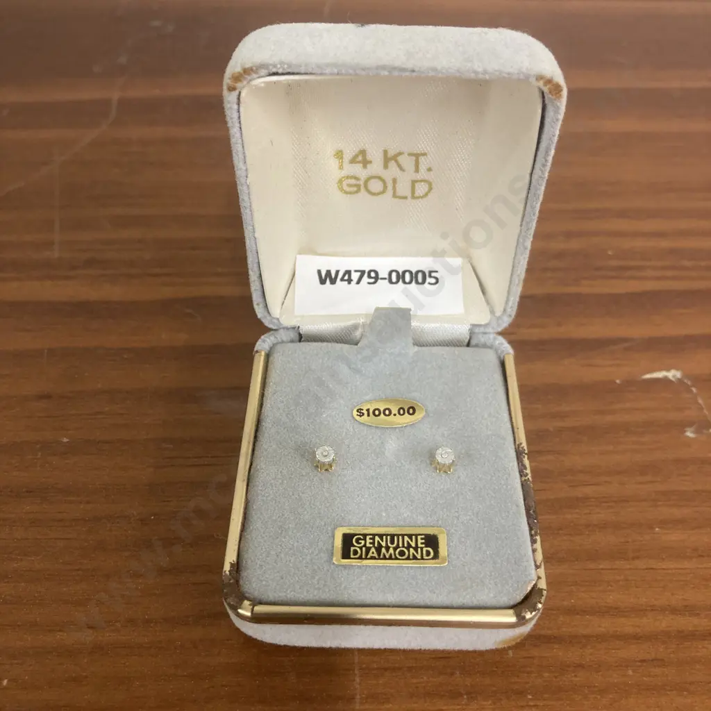 Pair of 14KT Diamond Stud Earrings In Case Image 1++