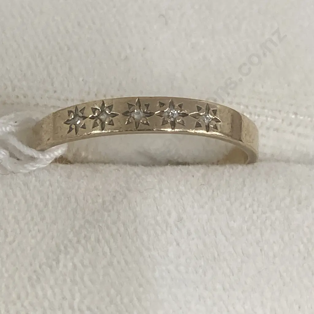 Gold & Diamond Wedding Band Stamped 9ct Image 1++