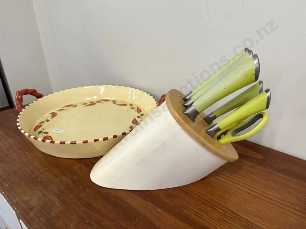 Double Handled Ceramic Serving Dish With Knife Block Image 1++