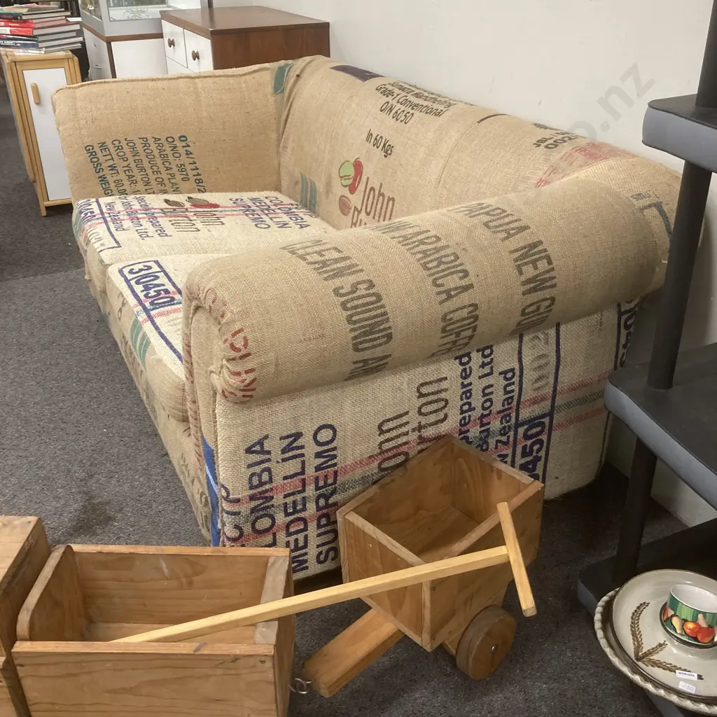 Retro Rolled Arm Couch Upholstered With Coffee Bean Sacking, Wooden Feet, L204cm Image 1++