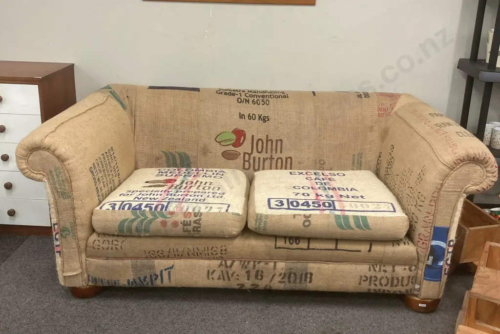 Retro Rolled Arm Couch Upholstered With Coffee Bean Sacking, Wooden Feet, L204cm Image 1++