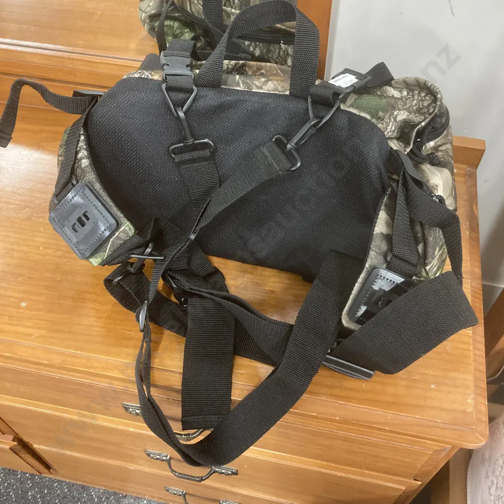 Fieldline Camo Waist Bag With Straps Image 1++