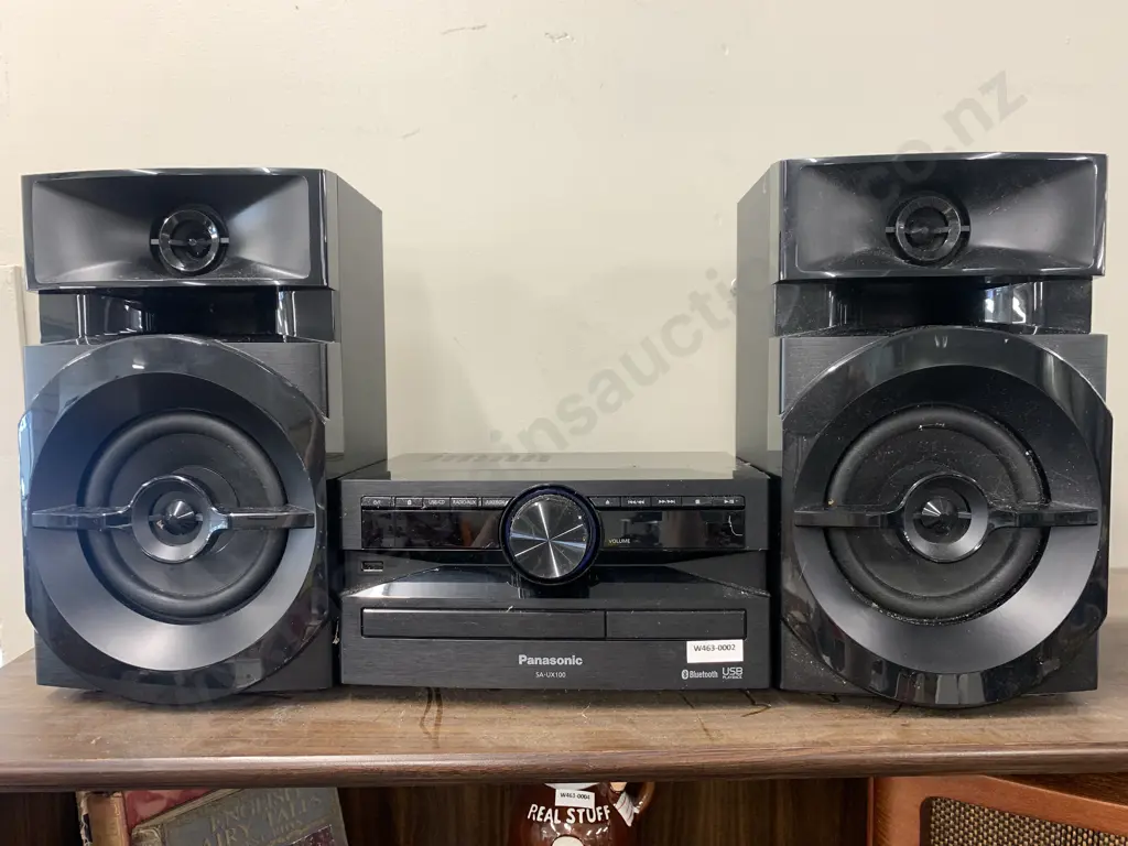 Panasonic CD Stereo System Model Sa-UX 100 (No Remote) Image 1++