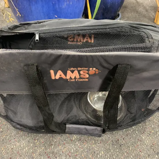 Iams Cat Carrier