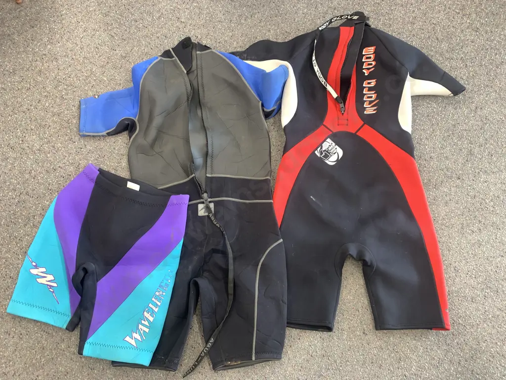 Aqualung Sz5 Wetsuit, Body Glove Sz Mens XL Wetsuit & XL Wetsuit Shorts, Image 1++