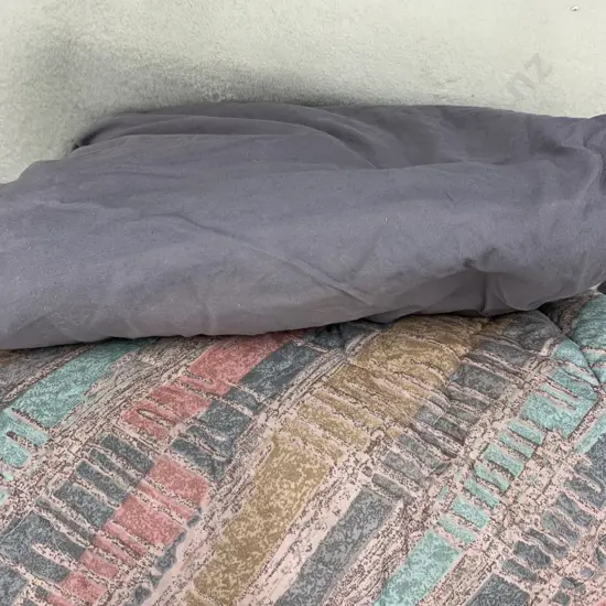 Assorted Linen Banbury Electric Blanket, Bed Spread Protector Etc