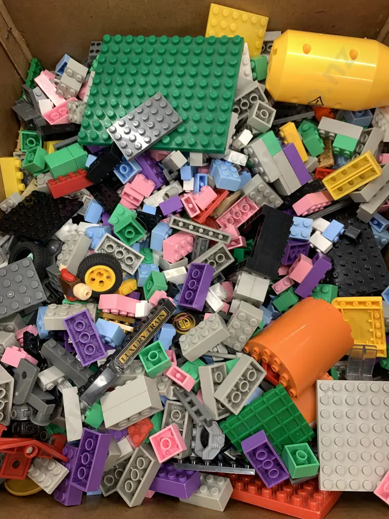 Box Lot Assortment of LEGO Image 1++