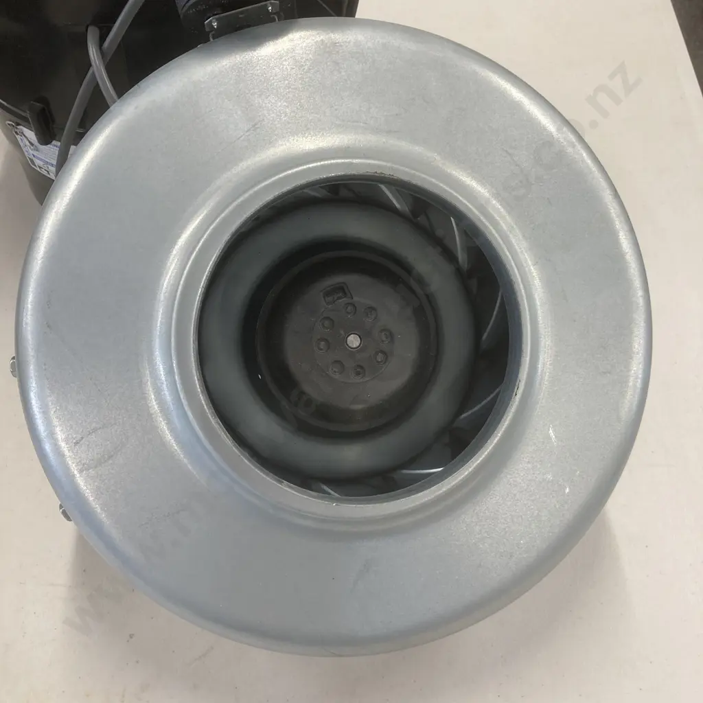 FanTech MTP252 & VM-150L Inline Fans Image 1++