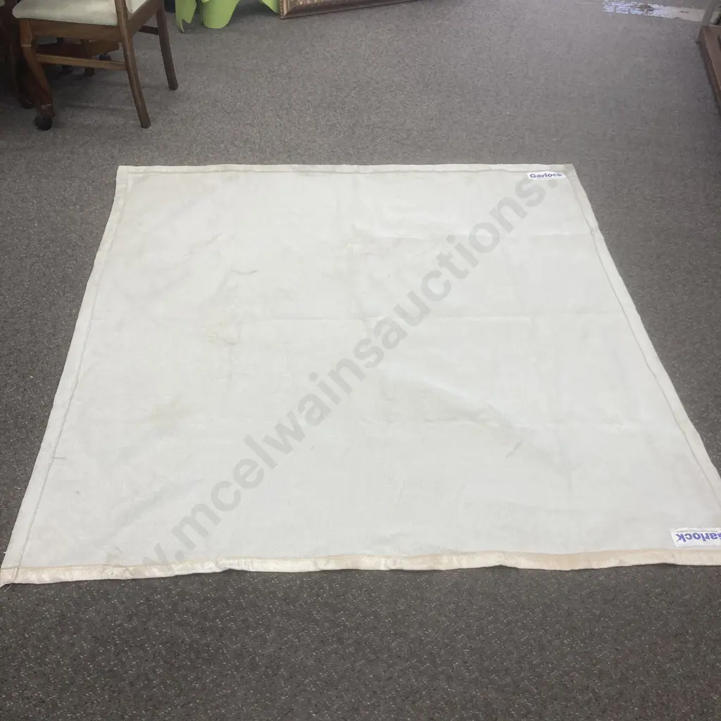 Pair of Garlock Heat Wrap Blankets? 176 x 180cm Image 1++