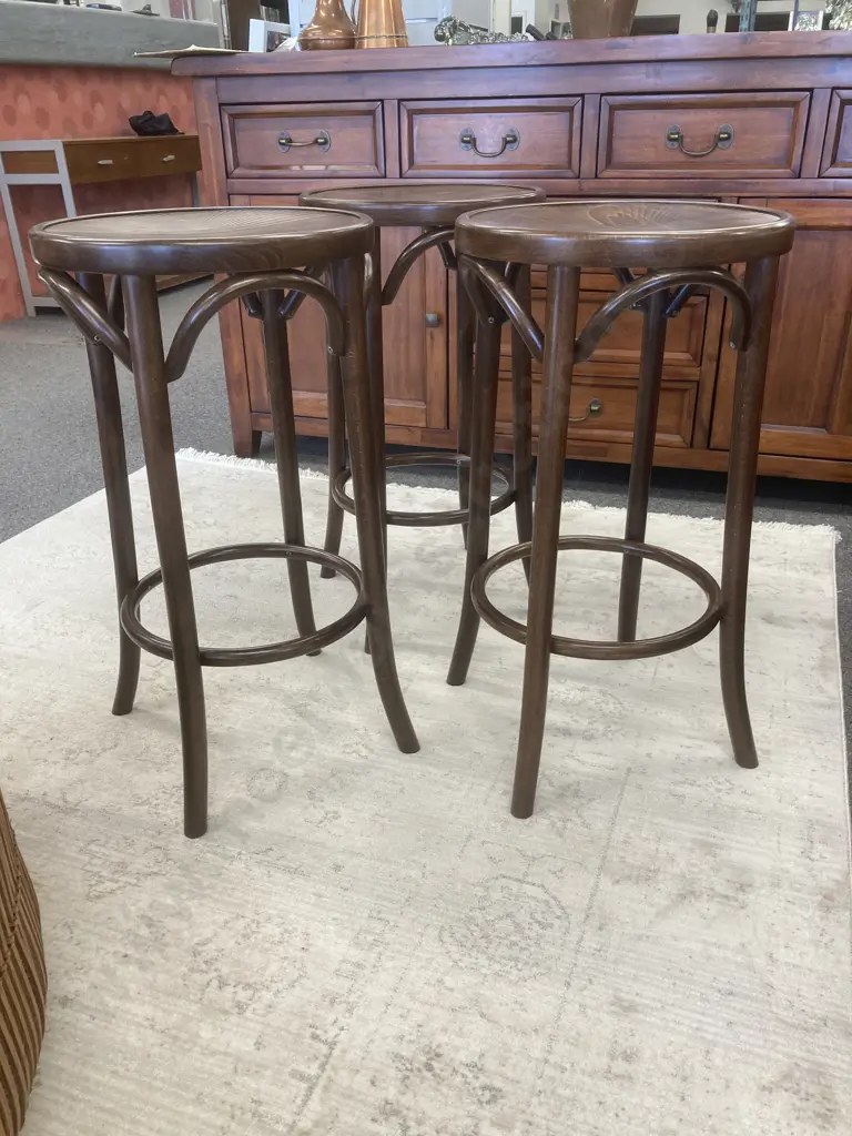 Set of Three Cintesi Furniture Round Barstools, 68 x 37cm Image 1++