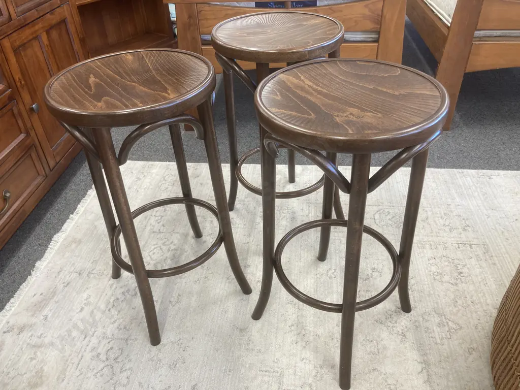 Set of Three Cintesi Furniture Round Barstools, 68 x 37cm Image 1++